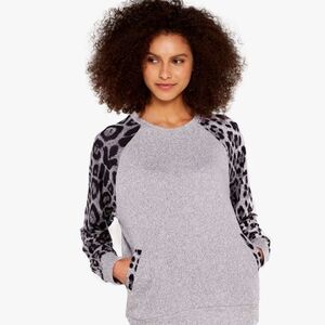 Apricot Light Grey Leopard Print Sleeve Sweatshirt